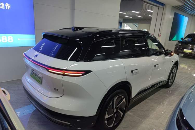 Used Nio ES6 2025 100 kWh Rear Right 45 Deg