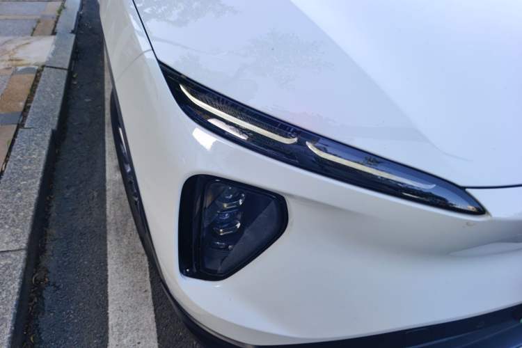 Used Nio ES6 2025 75 kWh Right Front Headlight