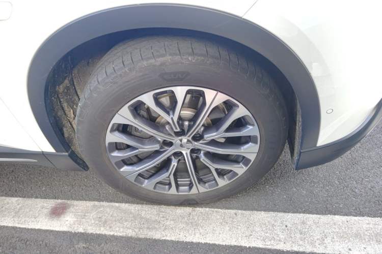 Used Nio ES6 2025 75 kWh Right Front Wheel Hub