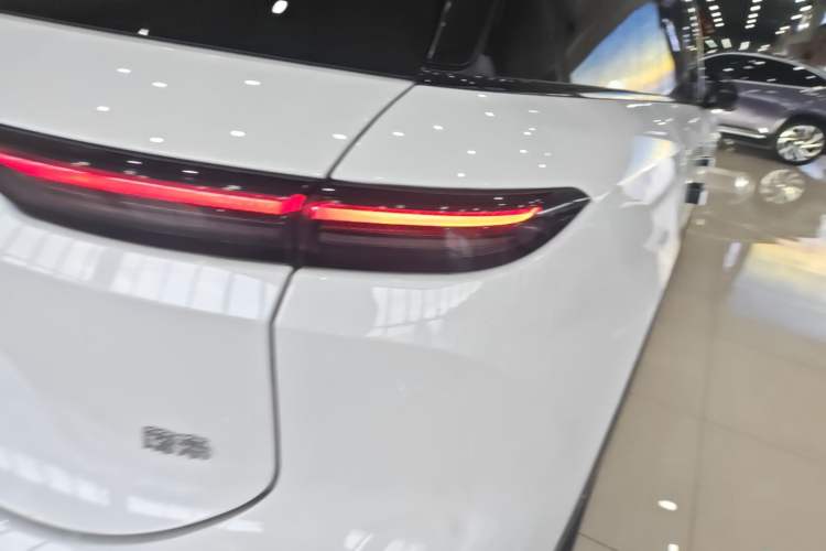 Used Nio ES6 2025 75 kWh Right Rear Taillight