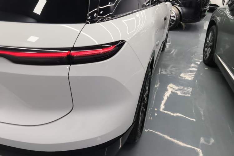Used Nio ES6 2025 75 kWh Right Rear Taillight