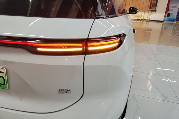 Used Nio ES6 2025 75 kWh Right Rear Taillight