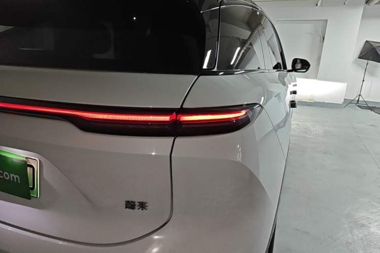 Used Nio ES6 2025 75 kWh Right Rear Taillight