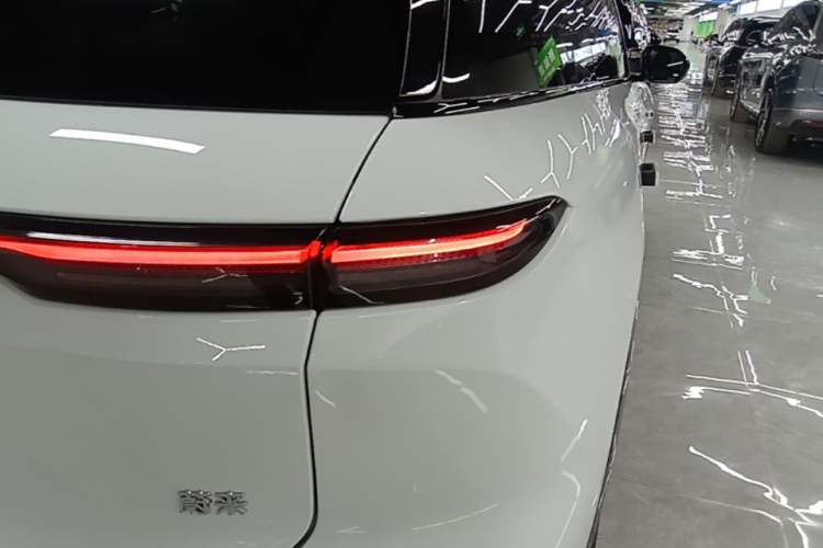 Used Nio ES6 2025 75 kWh Right Rear Taillight