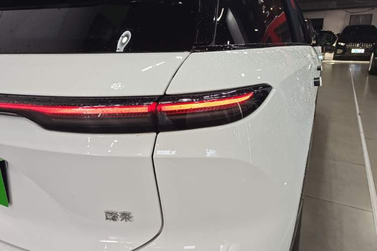 Used Nio ES6 2025 75 kWh Right Rear Taillight