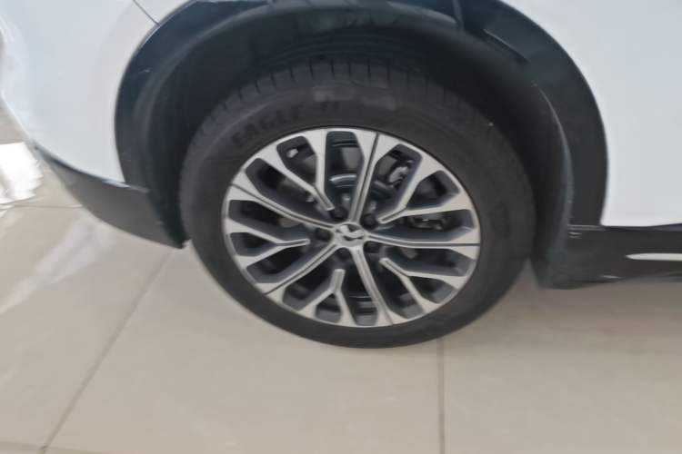 Used Nio ES6 2025 75 kWh Right Rear Wheel Hub