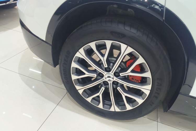 Used Nio ES6 2025 75 kWh Right Rear Wheel Hub