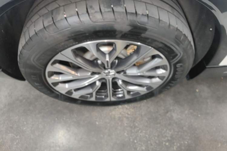 Used Nio ES6 2025 75 kWh Right Rear Wheel Hub