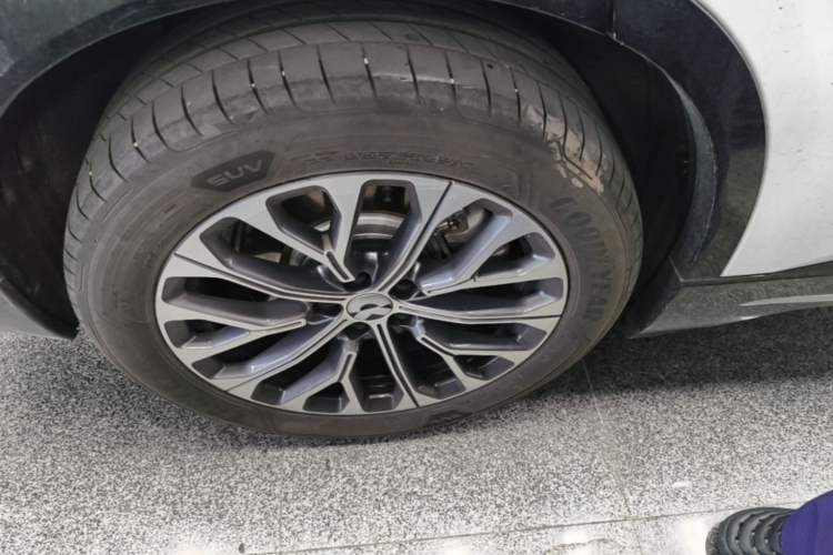Used Nio ES6 2025 100 kWh Right Rear Wheel Hub