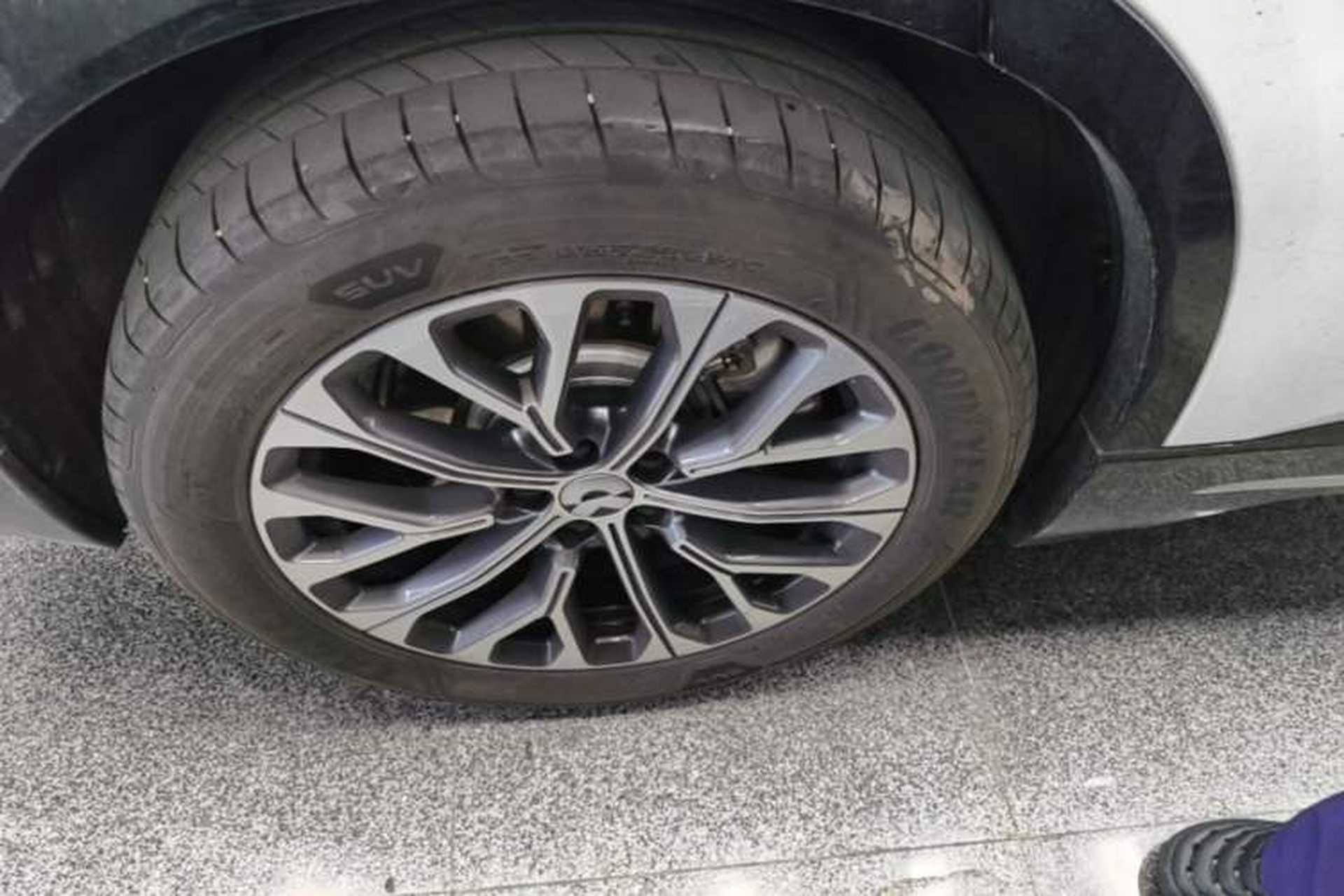 Used Nio ES6 2025 100 kWh Right Rear Wheel Hub