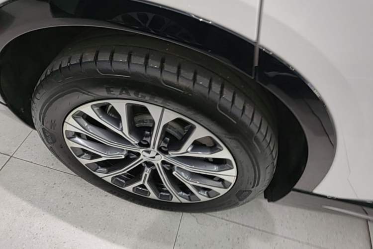 Used Nio ES6 2025 75 kWh Right Rear Wheel Hub