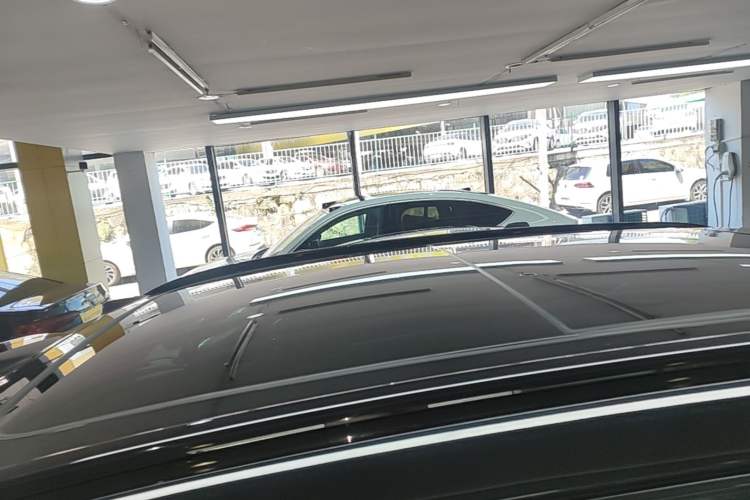Used Nio ES6 2025 75 kWh Roof