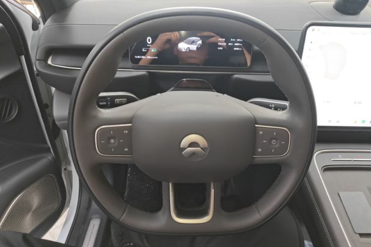 Used Nio ES6 2025 75 kWh Steering Wheel