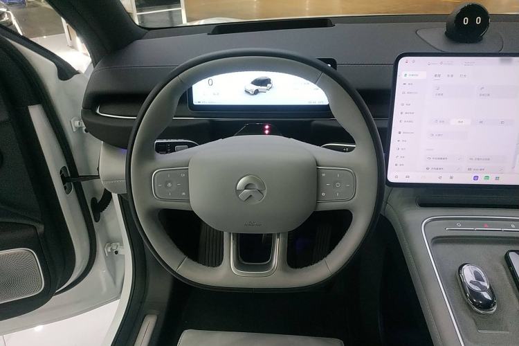 Used Nio ES6 2025 75 kWh Steering Wheel
