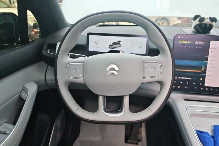 Used Nio ES6 2025 75 kWh Steering Wheel