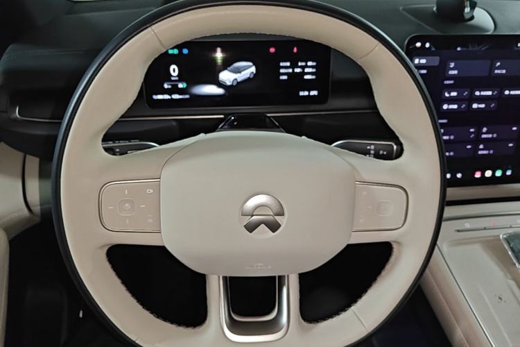 Used Nio ES6 2025 75 kWh Steering Wheel