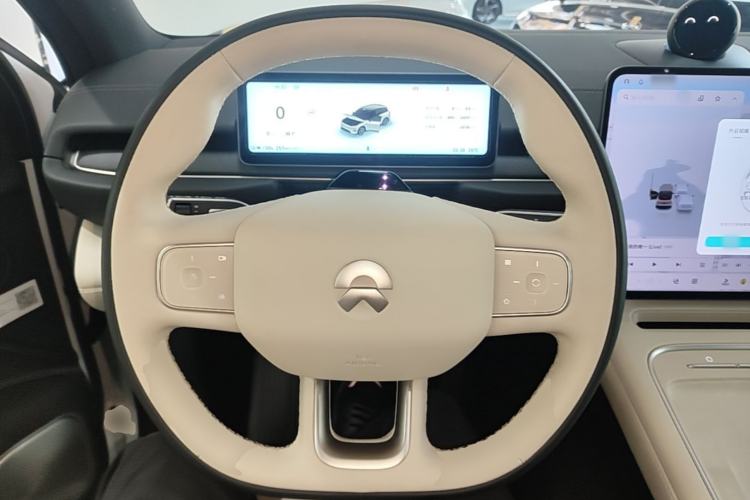 Used Nio ES6 2025 75 kWh Steering Wheel