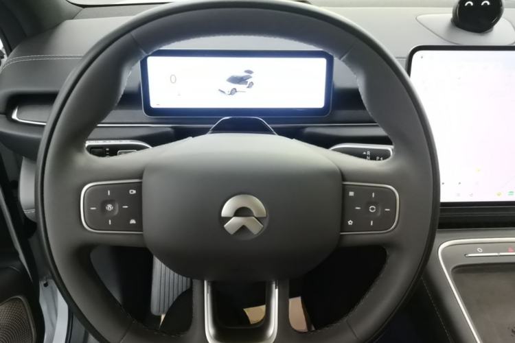 Used Nio ES6 2025 75 kWh Steering Wheel
