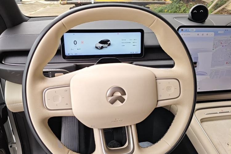 Used Nio ES6 2025 75 kWh Steering Wheel