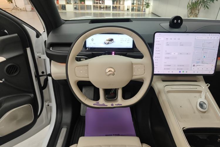 Used Nio ES6 2025 75 kWh Steering Wheel