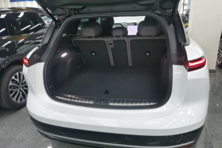 Used Nio ES6 2025 75 kWh Trunk
