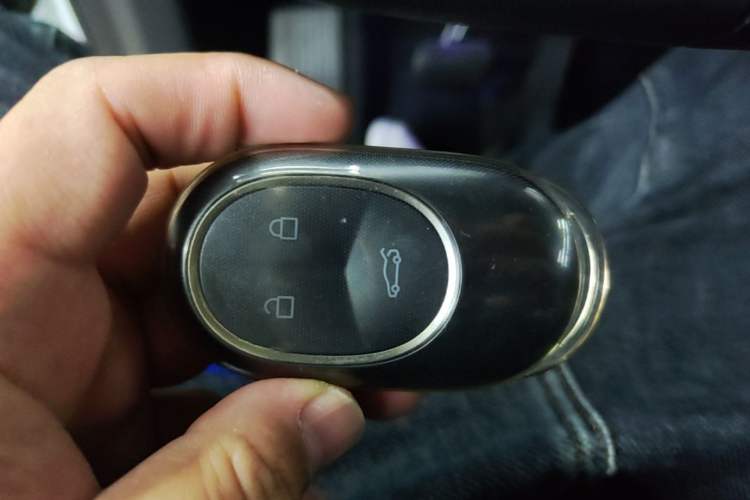 Used Nio ES6 2025 75 kWh Vehicle Key