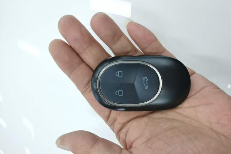 Used Nio ES6 2025 75 kWh Vehicle Key
