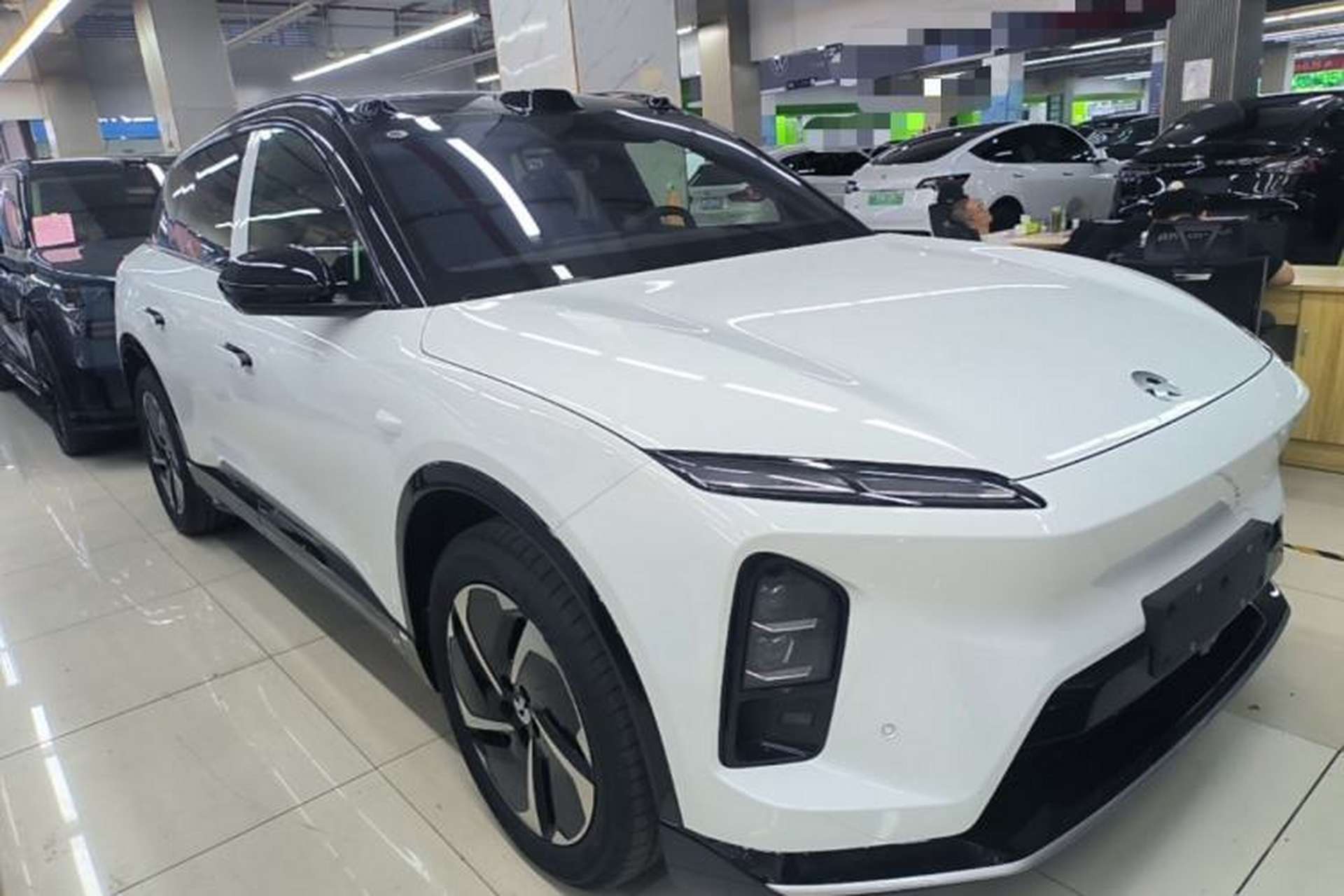 Used Nio ES6 2026 Model 100kWh Front Right 45 Deg