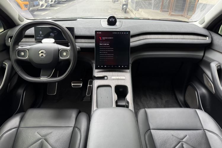 Used Nio ES7 2022 75 kWh Interior 3