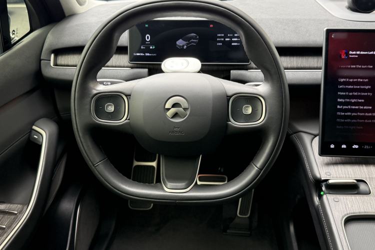 Used Nio ES7 2022 75 kWh Steering Wheel