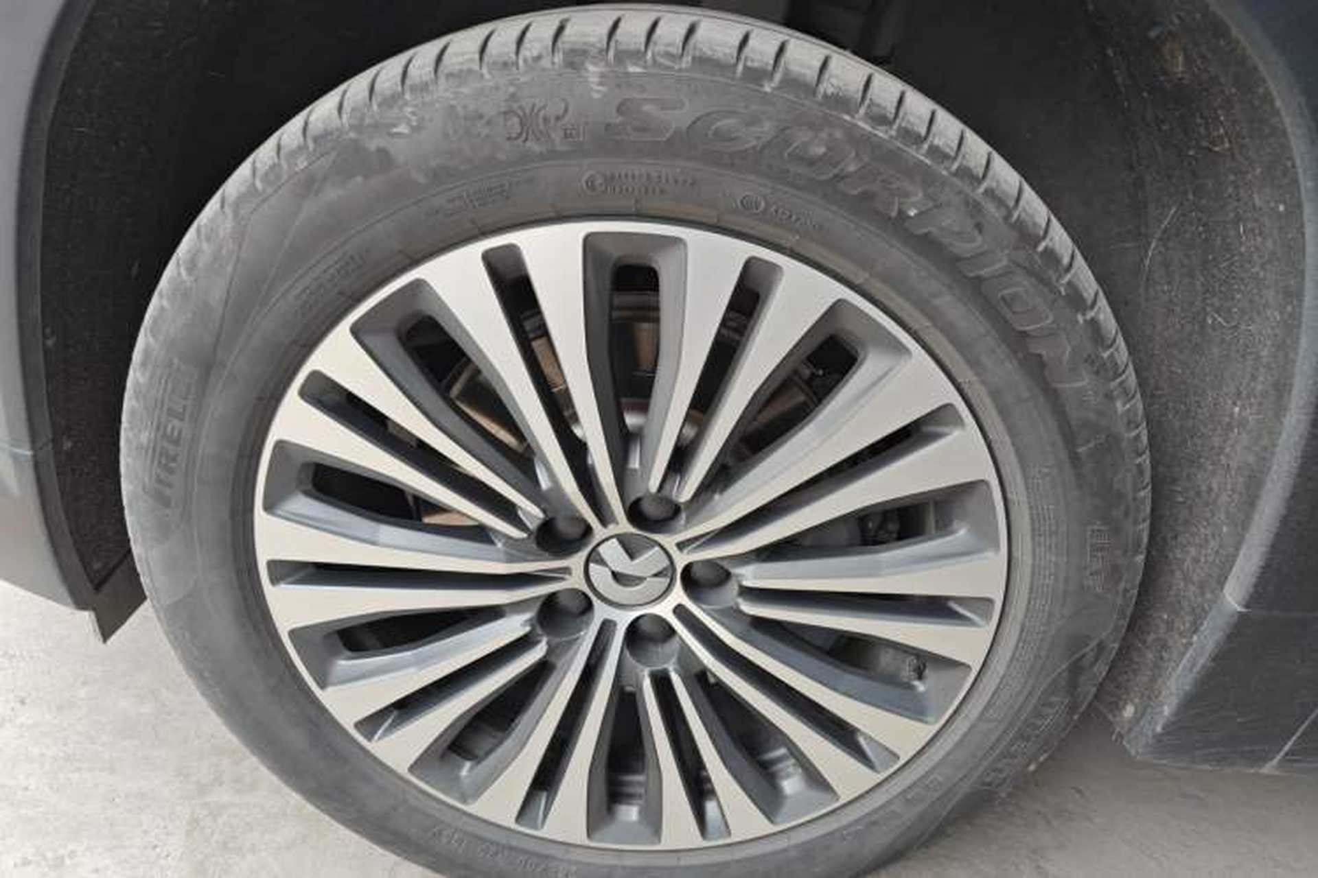Used Nio ES7 2022 75 kWh Left Front Wheel Hub