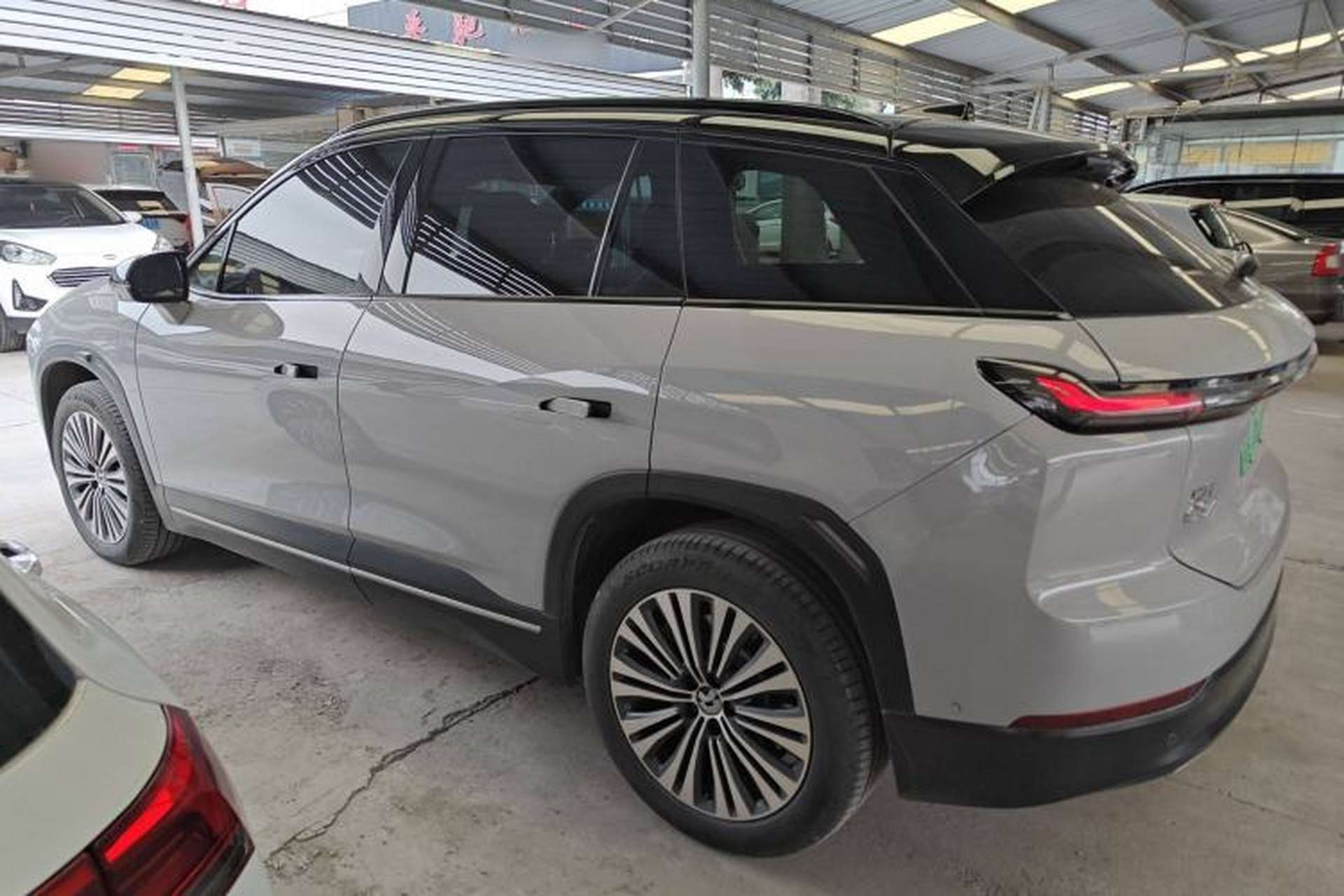 Used Nio ES7 2022 75 kWh Left Side