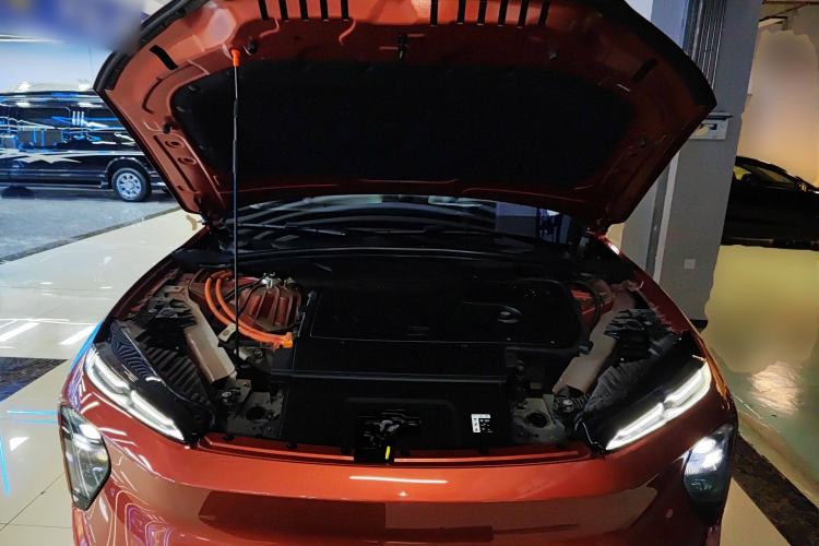 Used Nio ES7 2022 75 kWh Engine Bay