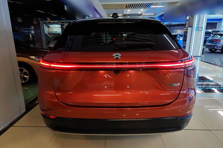Used Nio ES7 2022 75 kWh Exterior 4