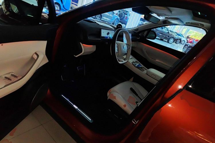 Used Nio ES7 2022 75 kWh Interior 3