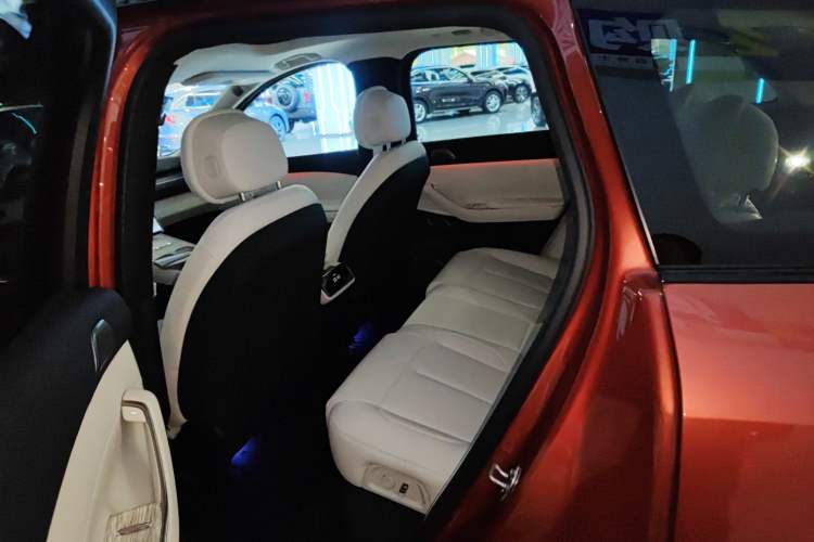 Used Nio ES7 2022 75 kWh Interior 4