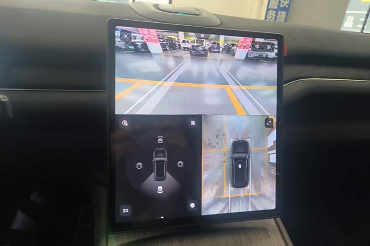Used Nio ES7 2022 75 kWh Audio And AC Panel