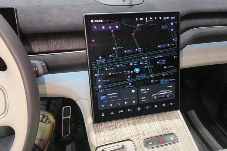 Used Nio ES7 2022 75 kWh Audio And AC Panel