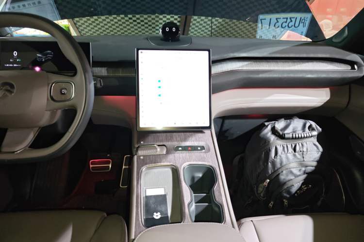 Used Nio ES7 2022 75 kWh Audio And AC Panel