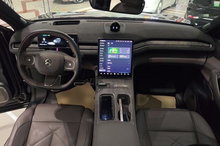 Used Nio ES7 2022 100kWh First Edition Center Console