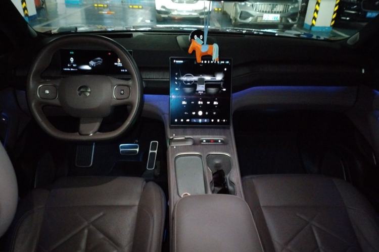 Used Nio ES7 2022 100kWh First Edition Center Console