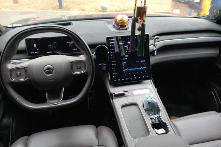 Used Nio ES7 2022 100kWh First Edition Center Console