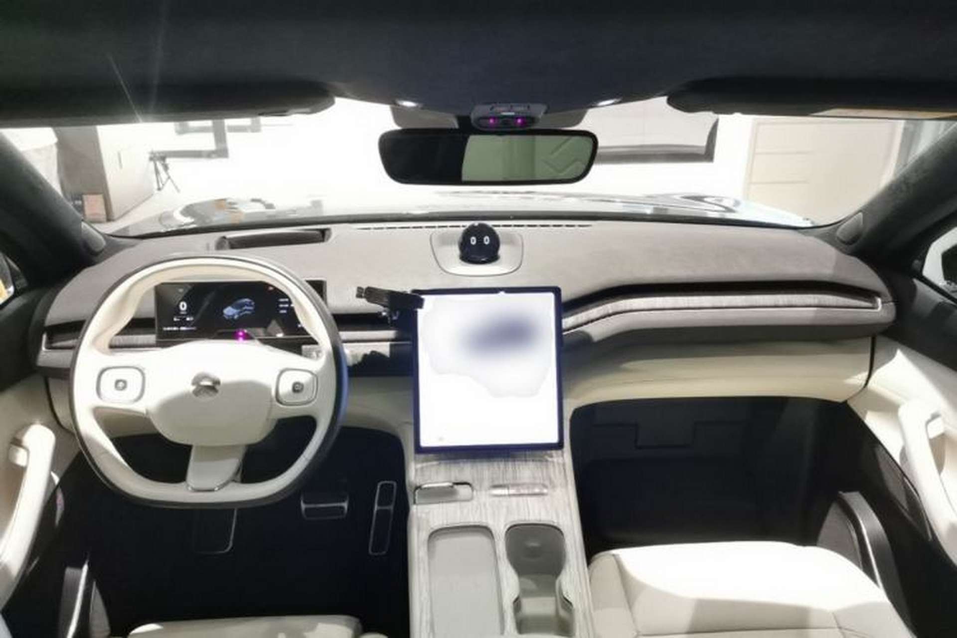 Used Nio ES7 2022 100kWh First Edition Center Console