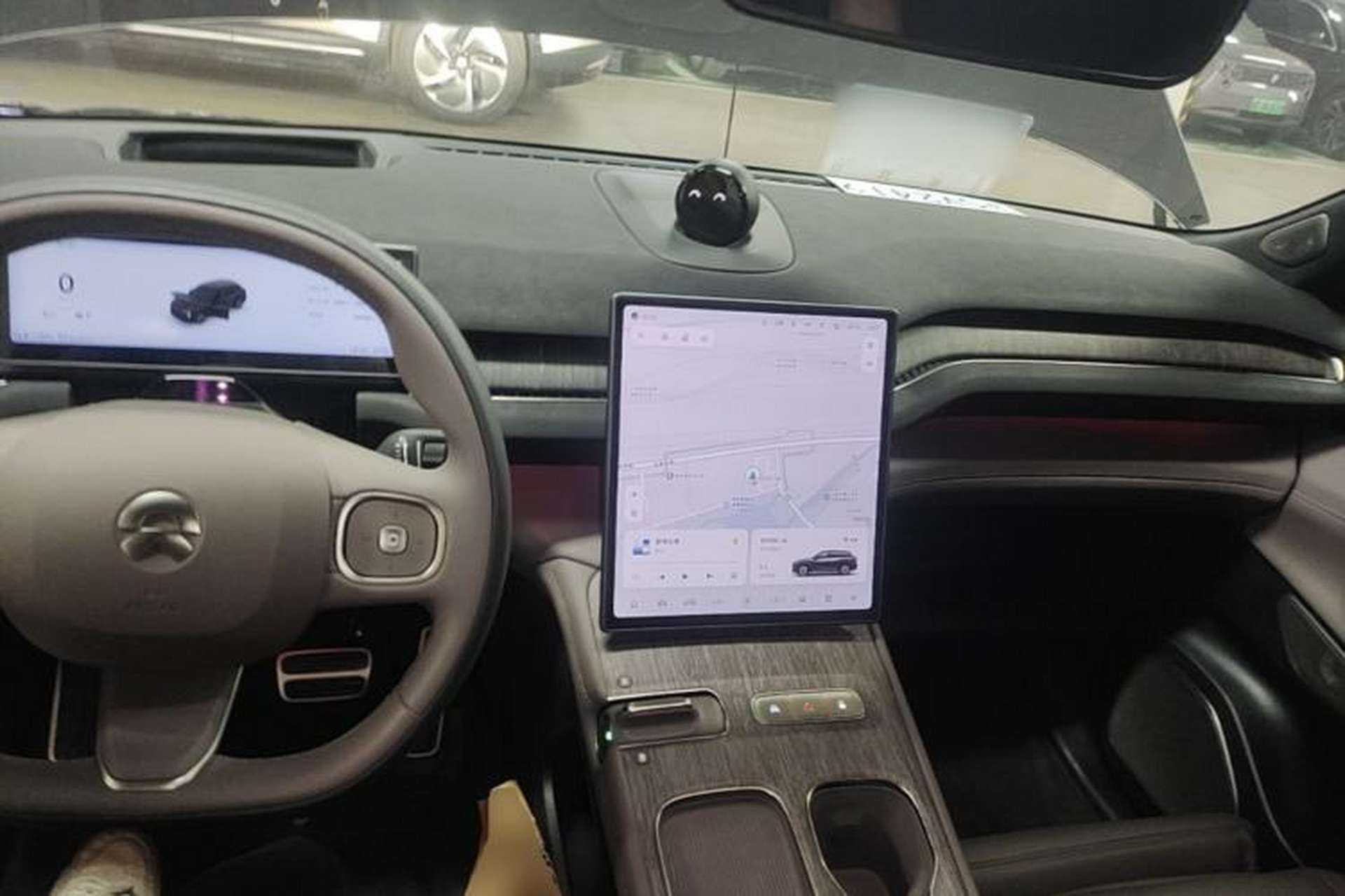 Used Nio ES7 2022 75 kWh Center Console