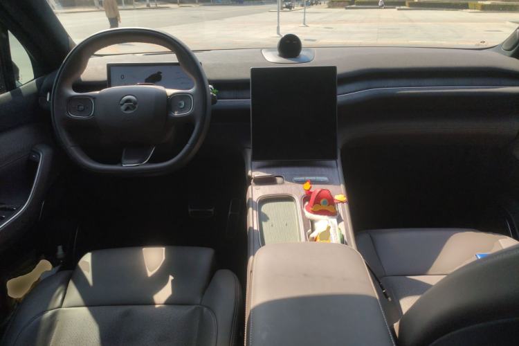 Used Nio ES7 2022 75 kWh Center Console