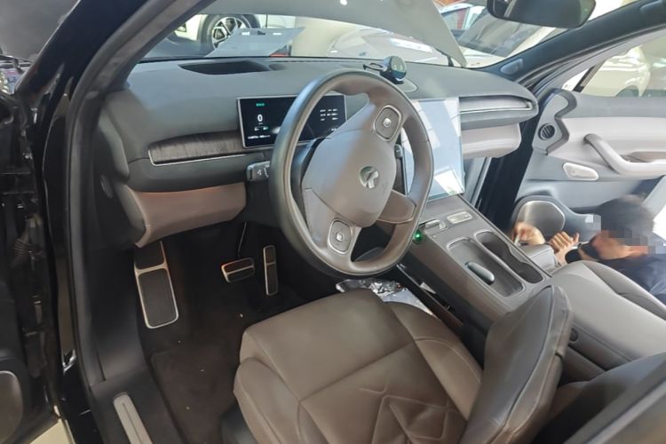 Used Nio ES7 2022 100kWh First Edition Center Console