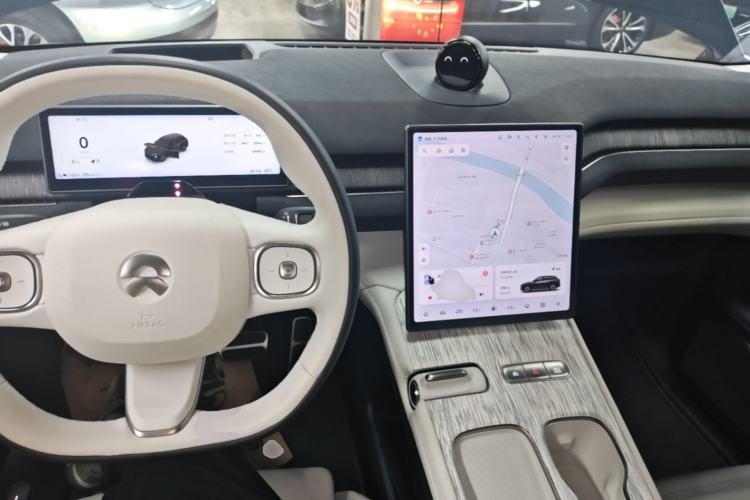 Used Nio ES7 2022 100 kWh Center Console