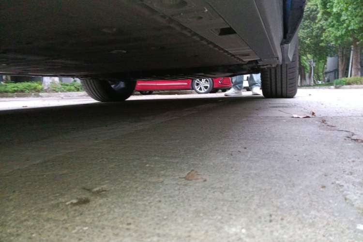 Used Nio ES7 2022 100kWh First Edition Chassis Front Left