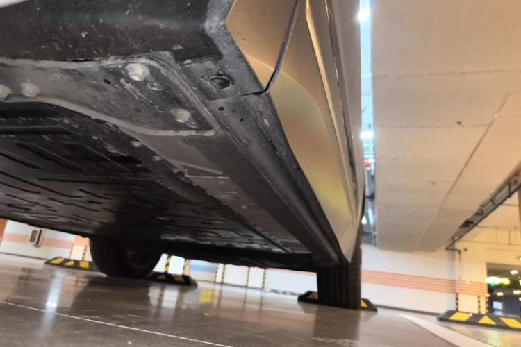 Used Nio ES7 2022 75 kWh Chassis Front Left