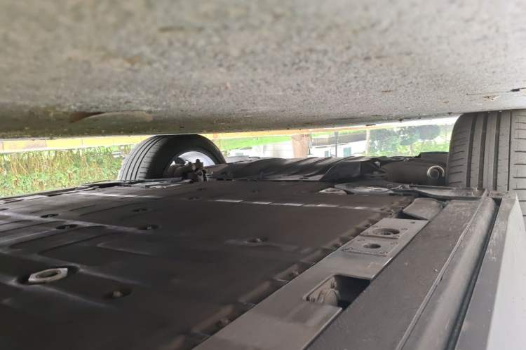 Used Nio ES7 2022 100kWh First Edition Chassis Front Left